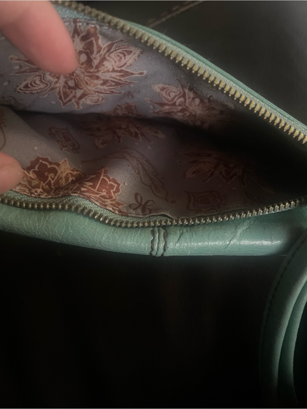 Hobo Leather Wallet - Stylish Wristlet - Picture 8 of 9